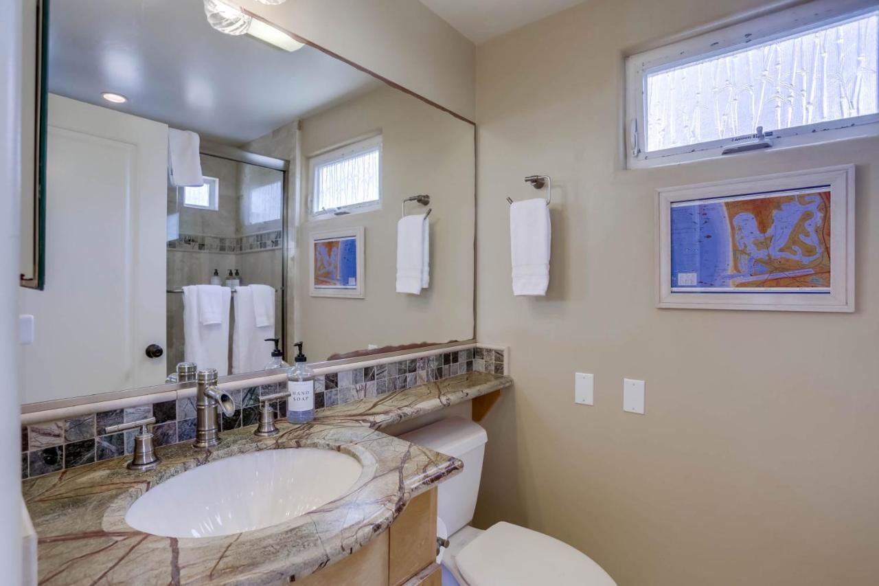 Stunning Ocean View Home W Rooftop Terrace, Firepit, Fast Wifi, Ac & Parking! サンディエゴ エクステリア 写真